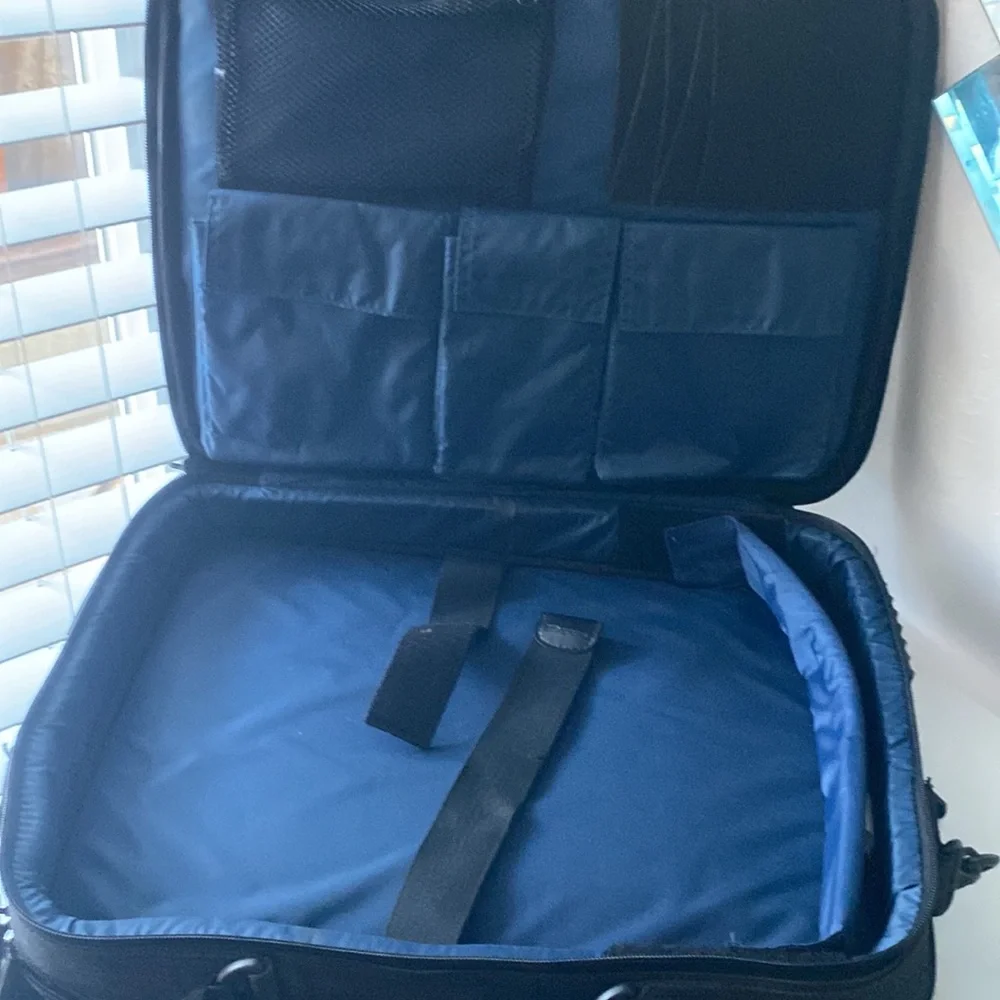 Targus Laptop Padded Shoulder Case